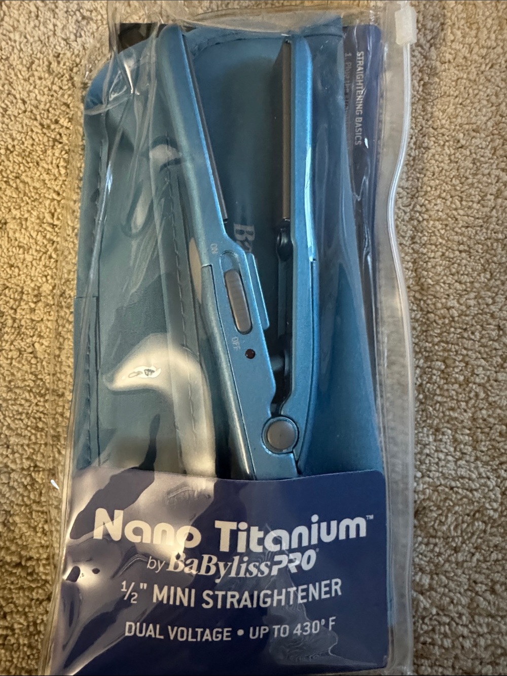 BaBylissPRO Nano Titanium 1/2" Mini Straightener with travel case
